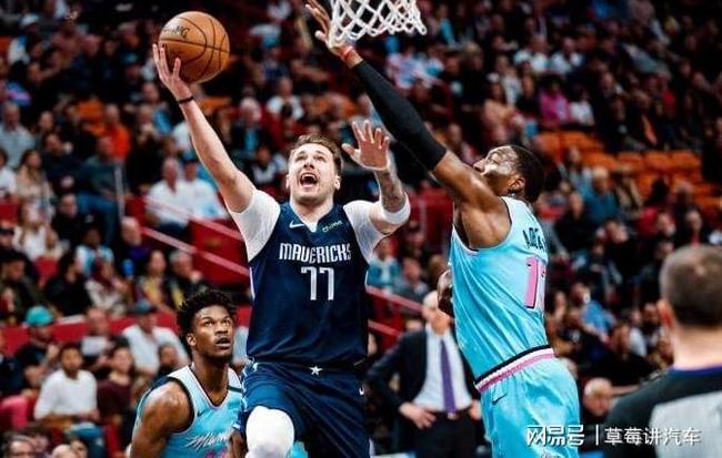 包含赛前速览:西甲四强战达拉斯独行侠对阵达拉斯独行侠,三大看点值得期待的词条 包含赛前速览:西甲四强战达拉斯独行侠对阵达拉斯独行侠,三大看点值得期待的词条